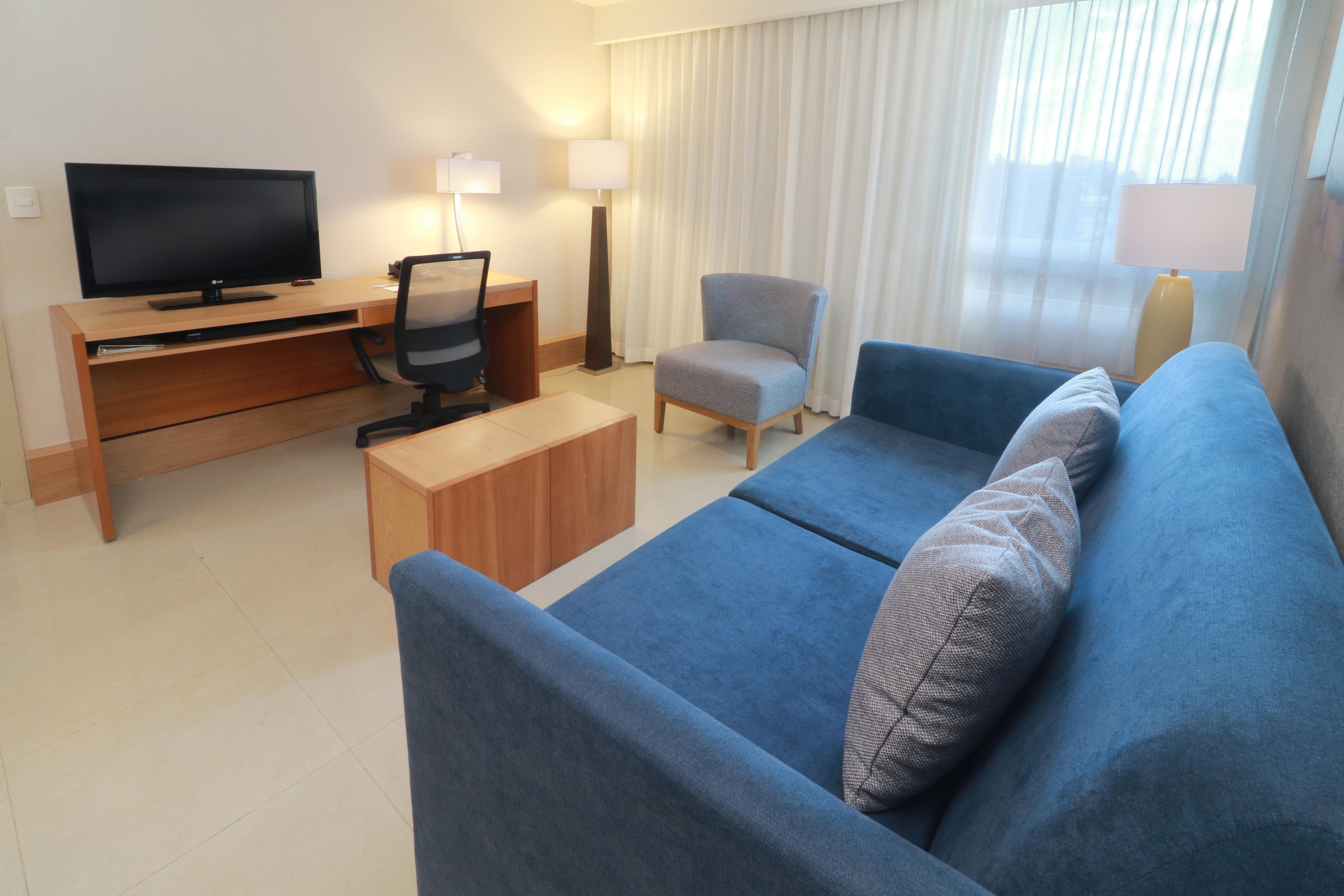 Staybridge Suites Guadalajara Expo By Ihg Zapopan Exterior photo