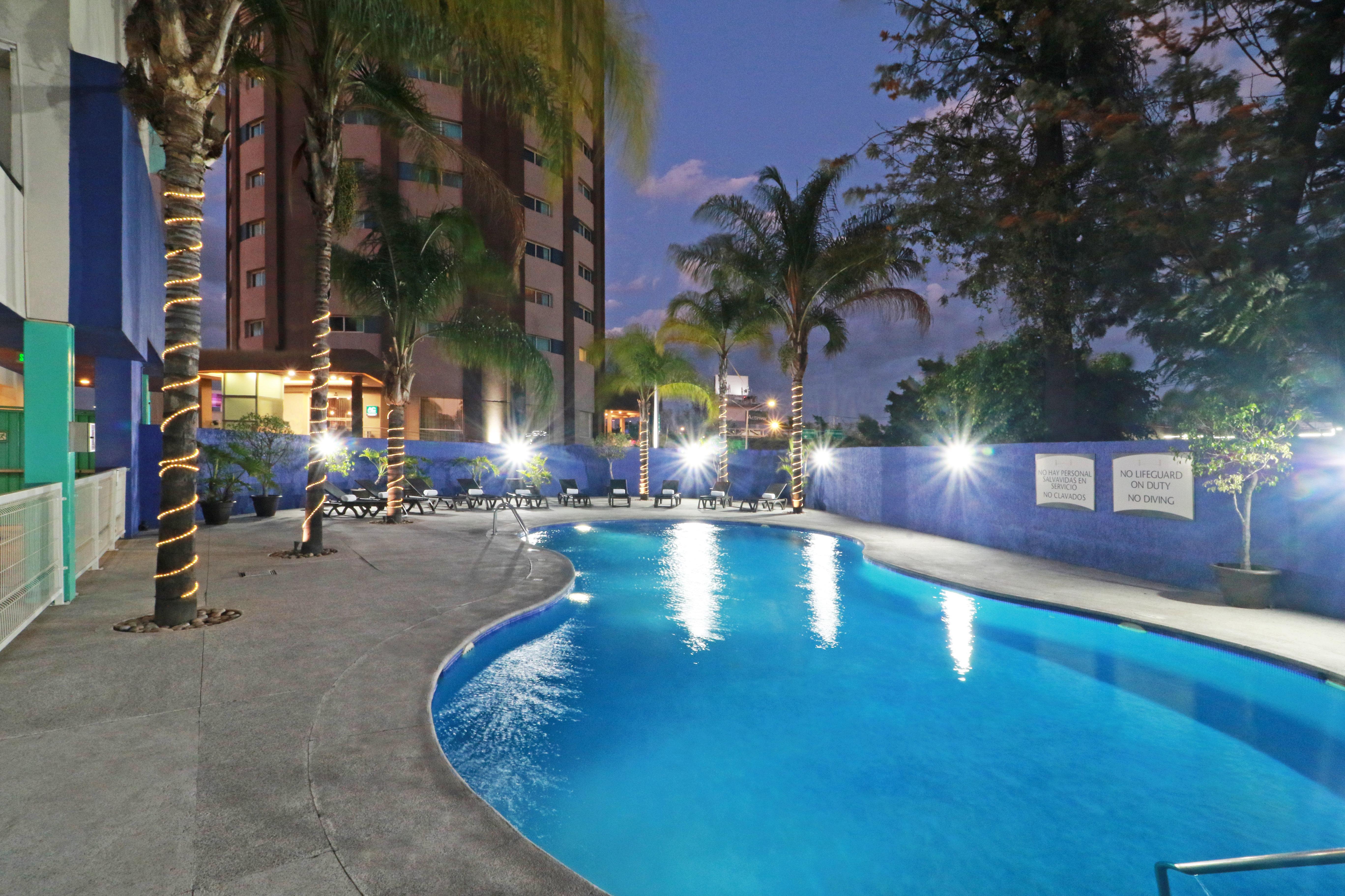 Staybridge Suites Guadalajara Expo By Ihg Zapopan Exterior photo