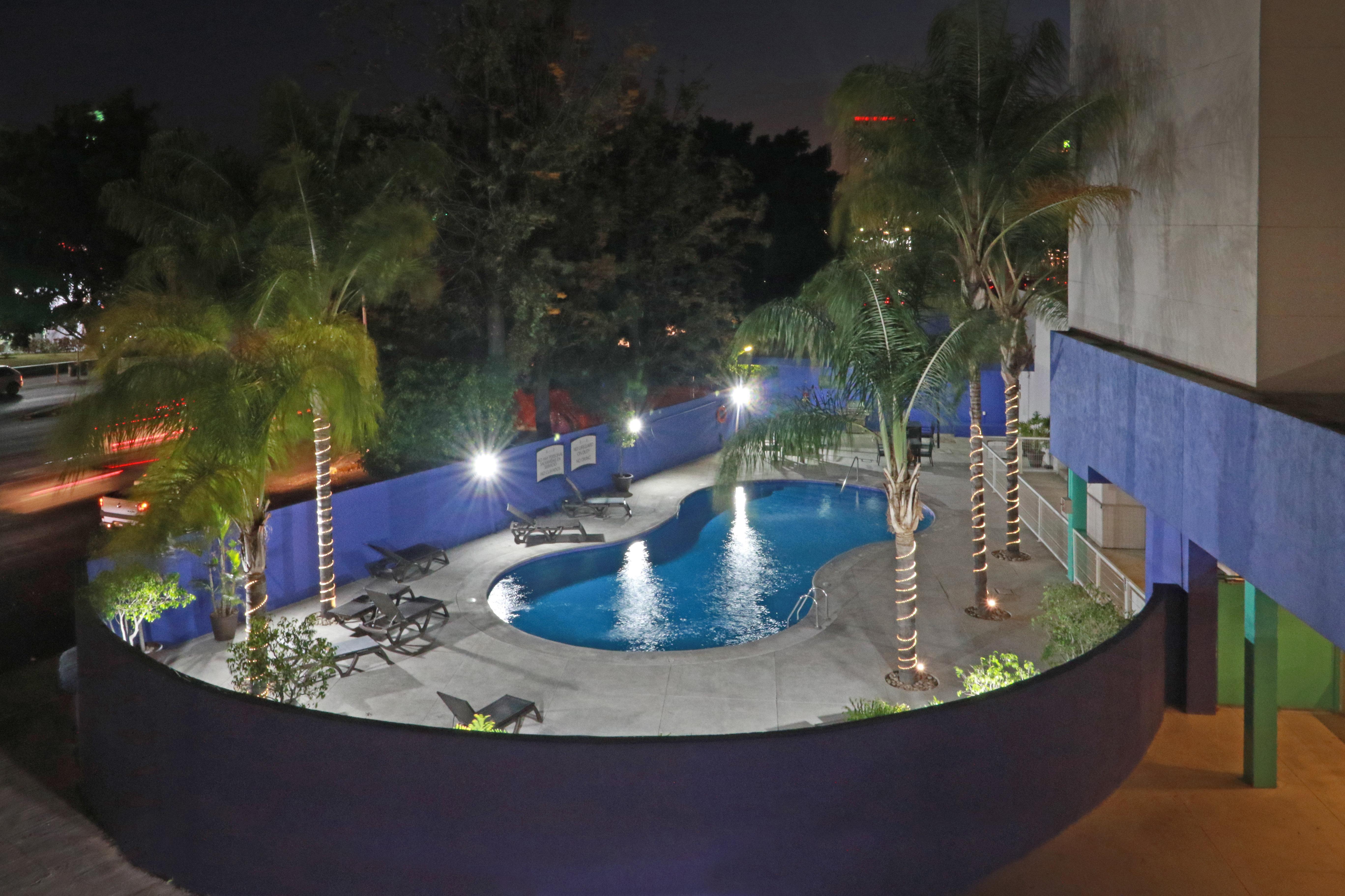 Staybridge Suites Guadalajara Expo By Ihg Zapopan Exterior photo