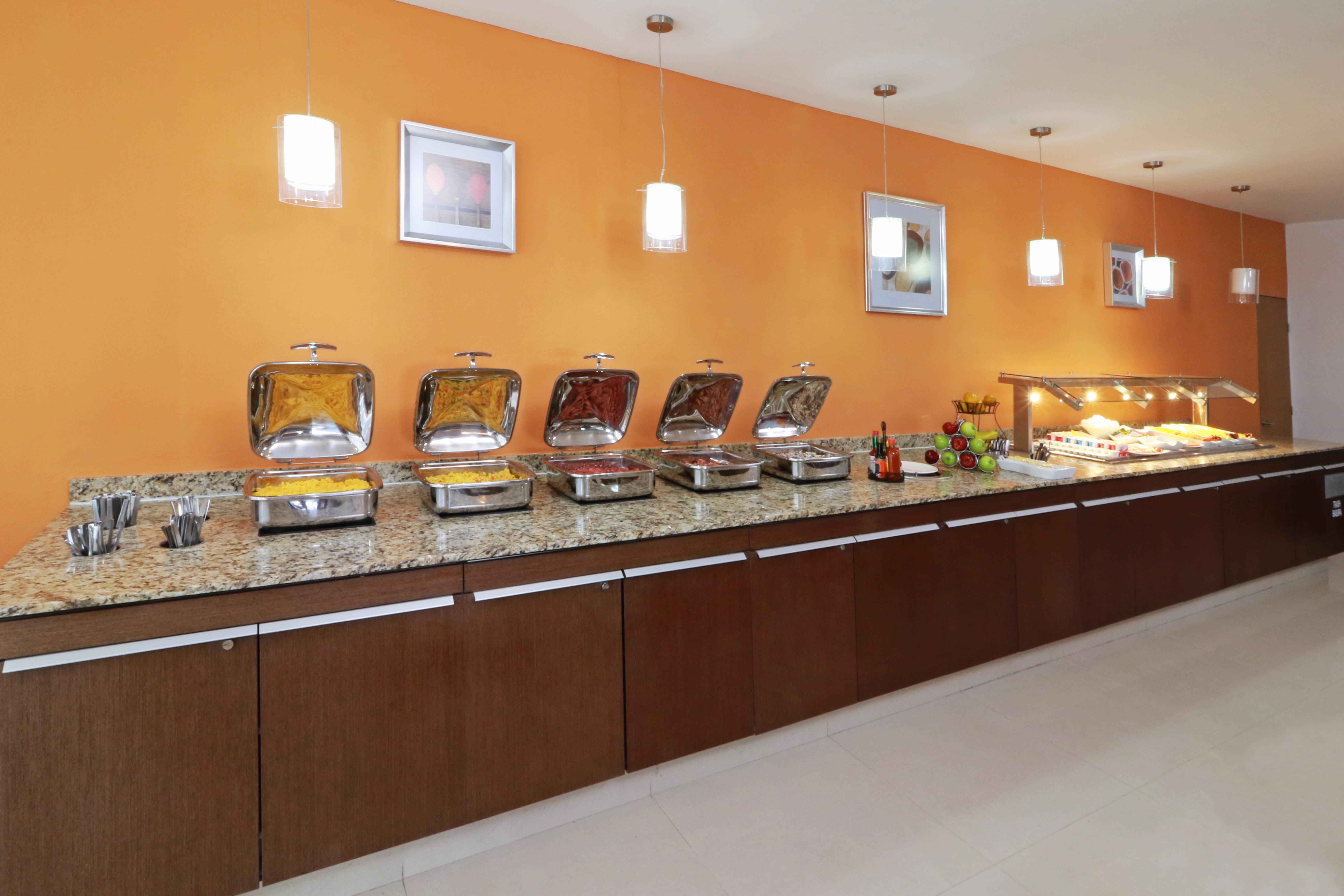 Staybridge Suites Guadalajara Expo By Ihg Zapopan Exterior photo
